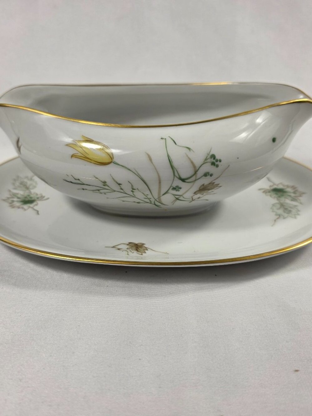 Stonegate Spring Breeze Gravy Boat with Underplate White with Yellow Tulips